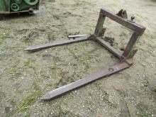 1637. 3 POINT BALE MOVER WITH BALL FOR MOVING TRAILERS