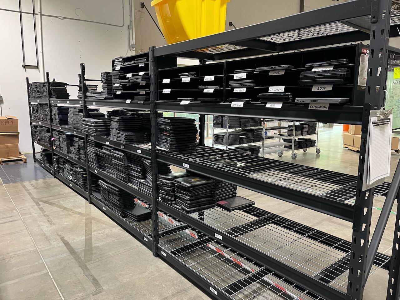 Lot of 1000+ Laptops for parts