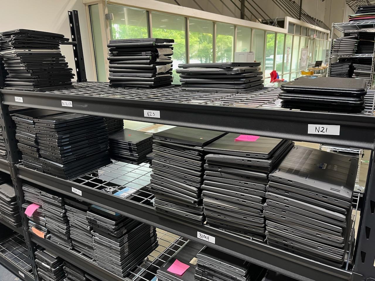 Lot of 1000+ Laptops for parts