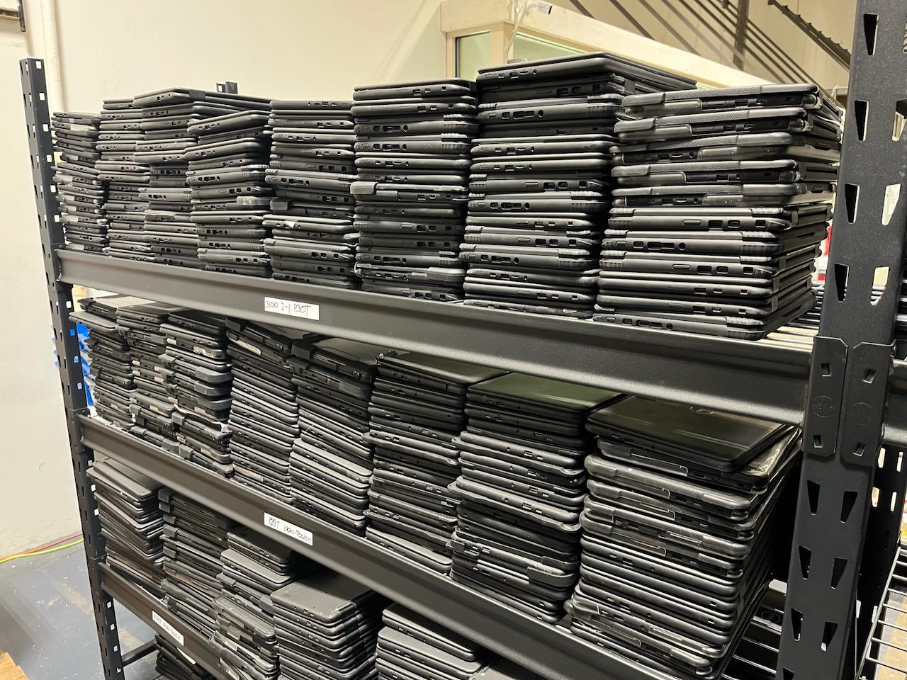 Lot of 1000+ Laptops for parts