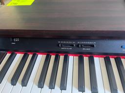 Loc: 12.8.   Suzuki Digital Piano Keyboard Model HP-8