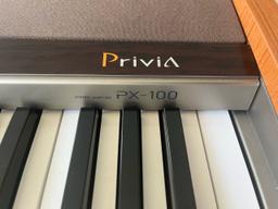 Loc: 12.8.  Casio Privia PX-100 Digital Piano Keyboard w/Bench