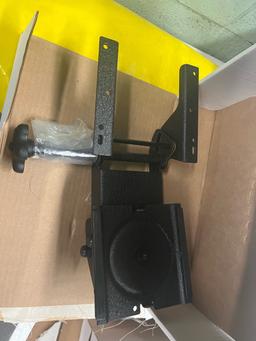 Loc: 11.  Pallet of assorted keyboard arms and trays