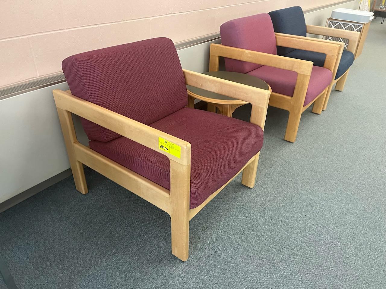 Loc: 5. Lot of (3) Chairs with End Table. This lot is located at: 598 Finn St, Hancock, MI 49930