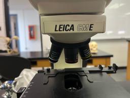 Loc: 3 Lab. Leica CME Stereo Microscope With 4 Objectives Model 1349521X. This lot is located at: 60