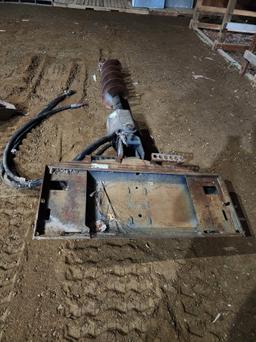 WILLMAR, MN - Skidsteer Attachment with Auger Attached