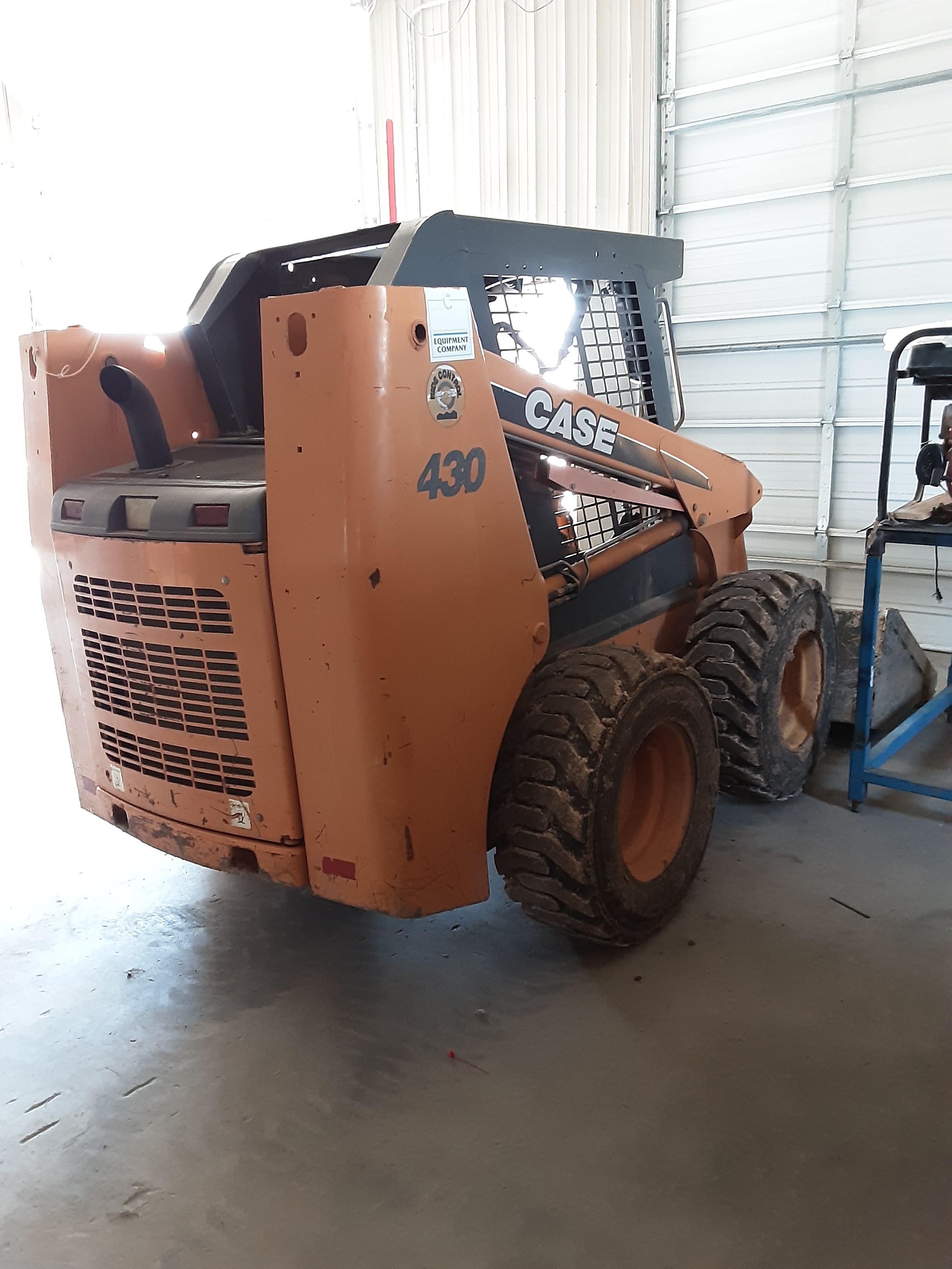 Cassville, MO - 2007 Case Model #430 Skid Steer Loader