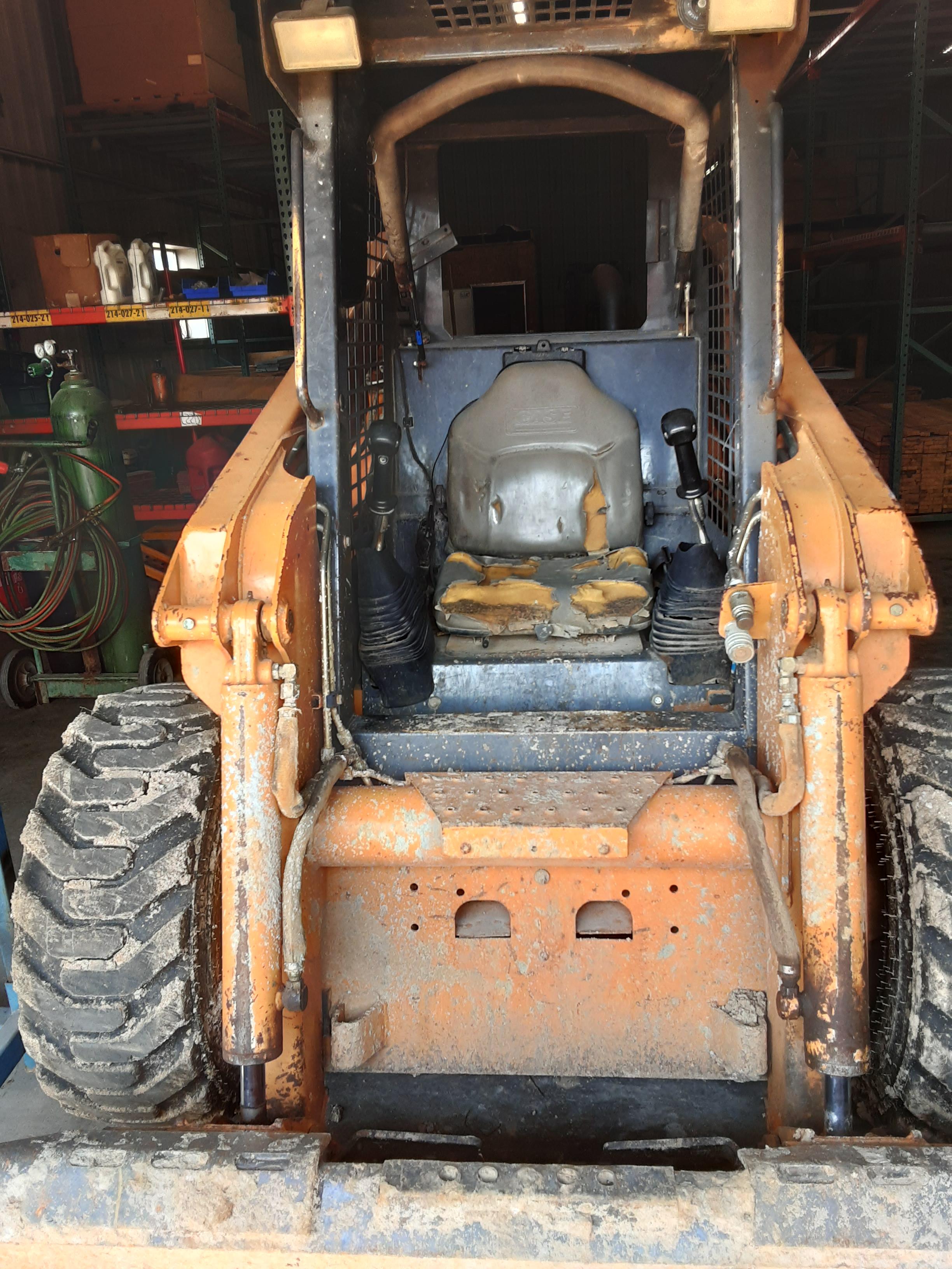Cassville, MO - 2007 Case Model #430 Skid Steer Loader