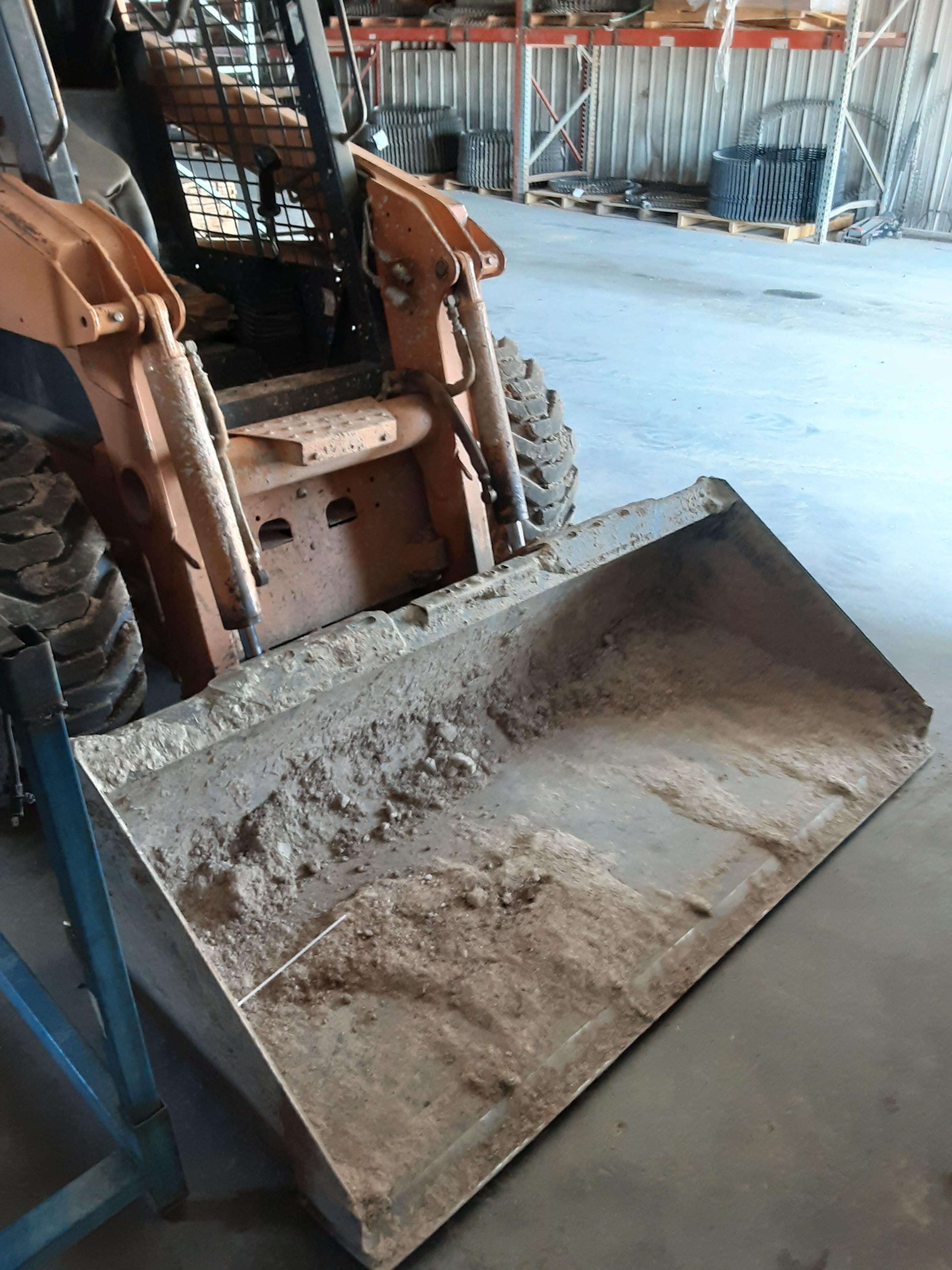Cassville, MO - 2007 Case Model #430 Skid Steer Loader