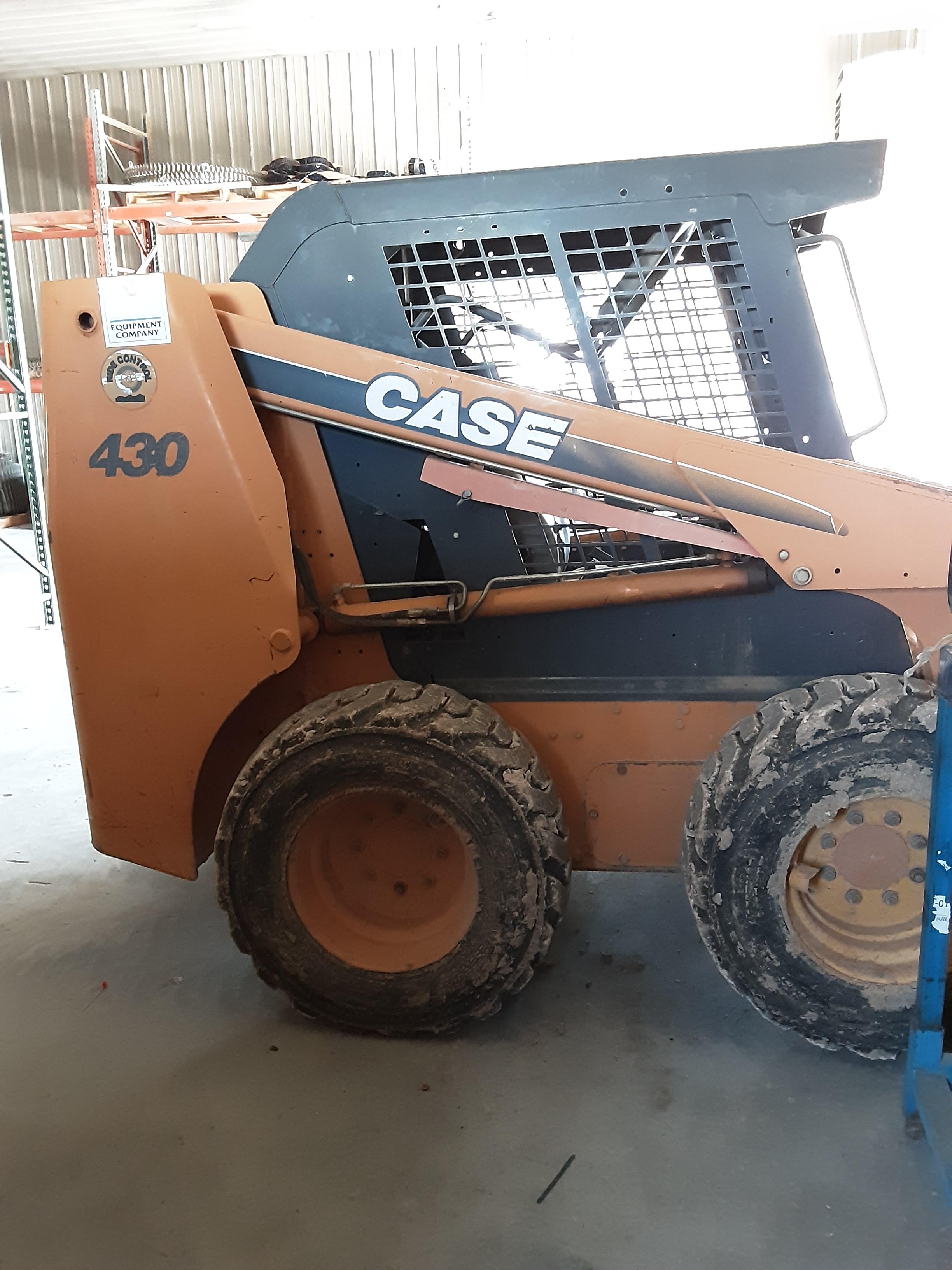 Cassville, MO - 2007 Case Model #430 Skid Steer Loader