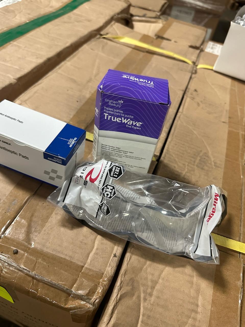 Mixed Pallet of Alcohol Antiseptic Pads 100 per pack approx. 9 packs, TrueWave End Papers 200, Safet