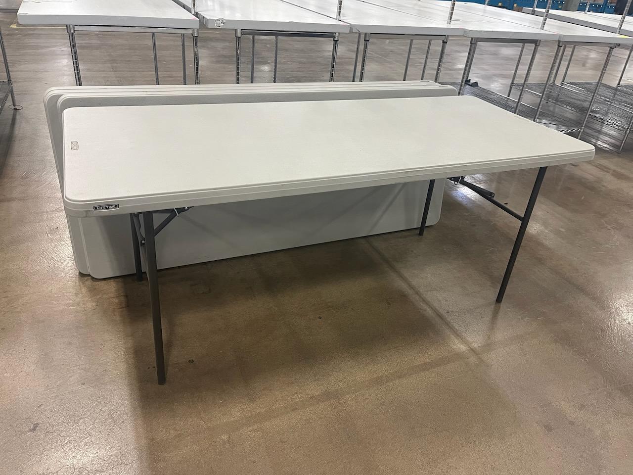 Lifetime Plastic folding table, 30"x72"x29"