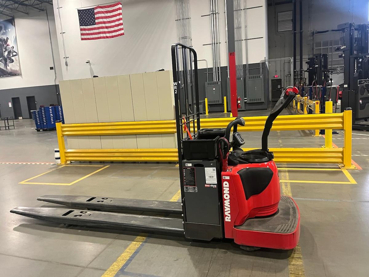 Raymond Rider Double Electric Pallet Jack