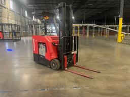 Raymond Dock Loader Forklift