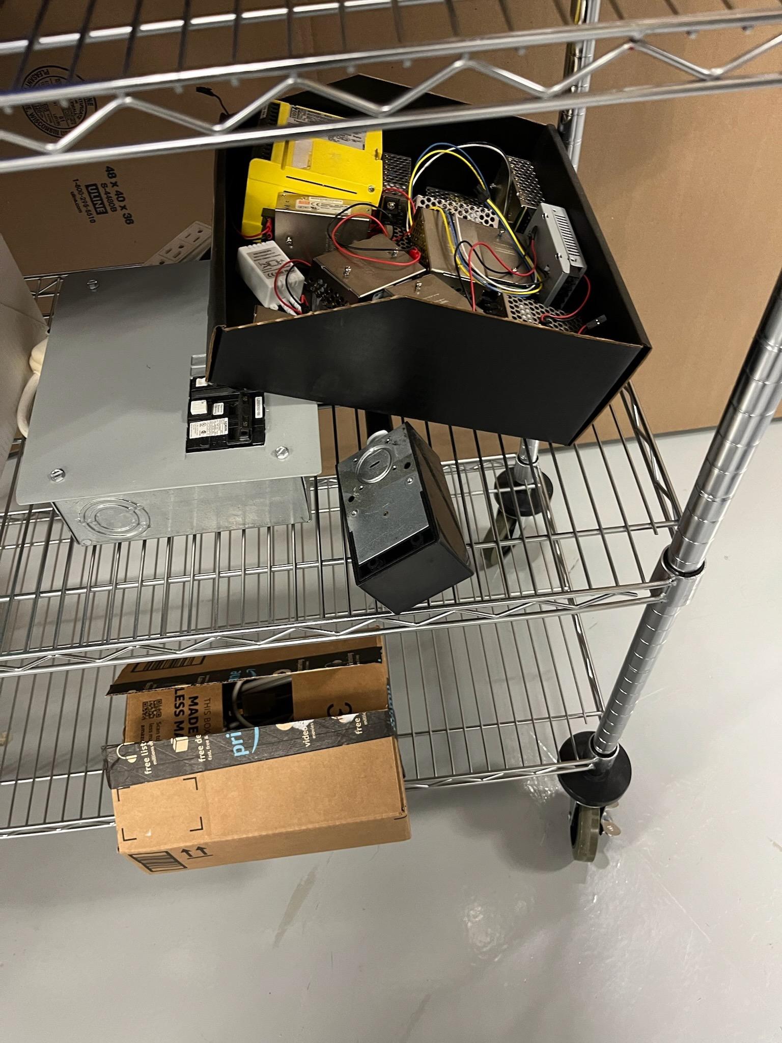 Metro Rack with JuiceBox Chargers (condition unkown), Parts & Components