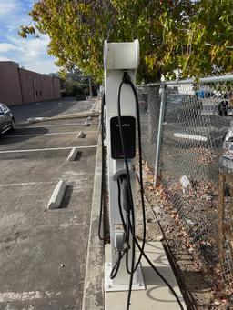 Enel  Way Dual JuiceBox Charging Station