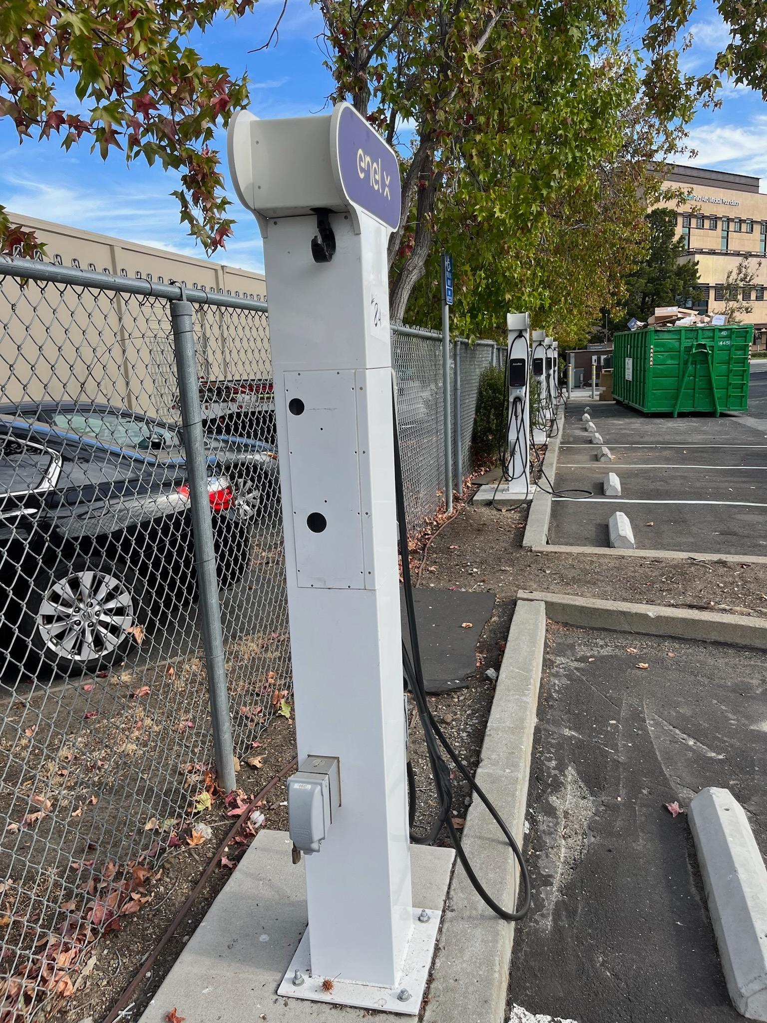 Enel  Way Single JuiceBox Charging Station