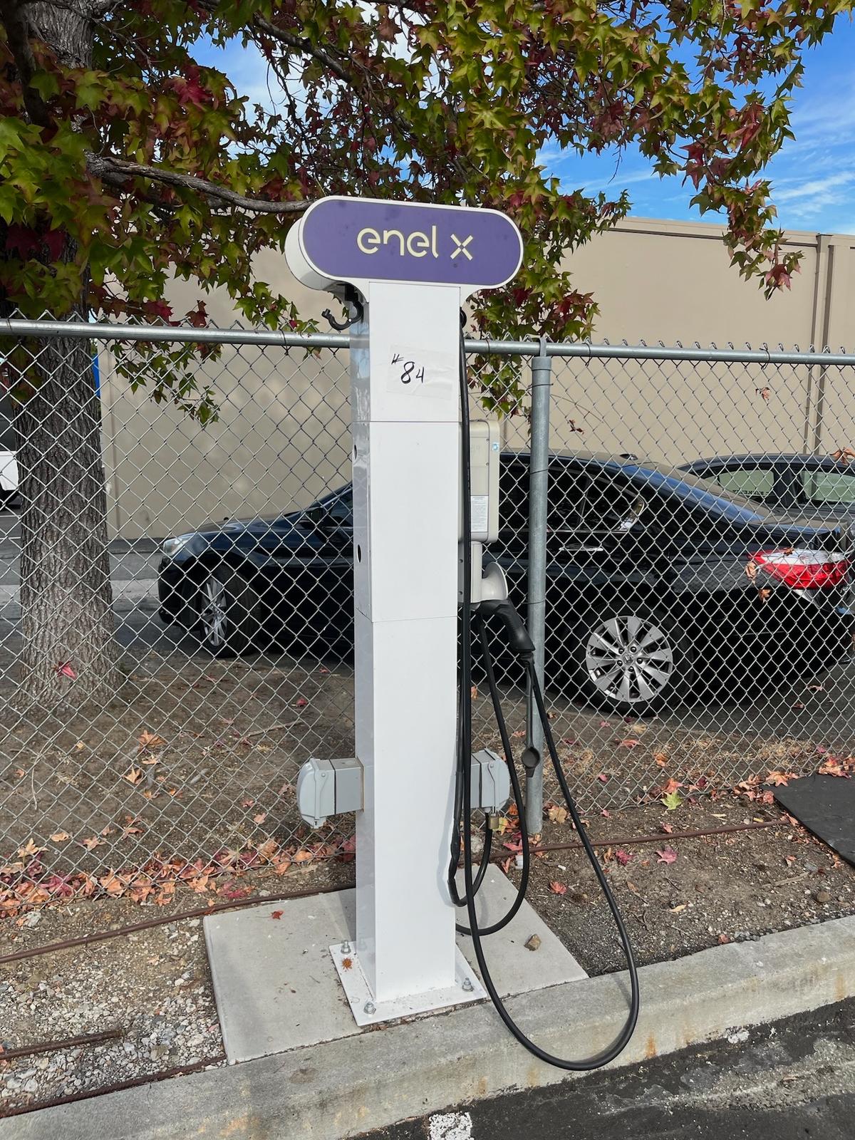 Enel  Way Single JuiceBox Charging Station