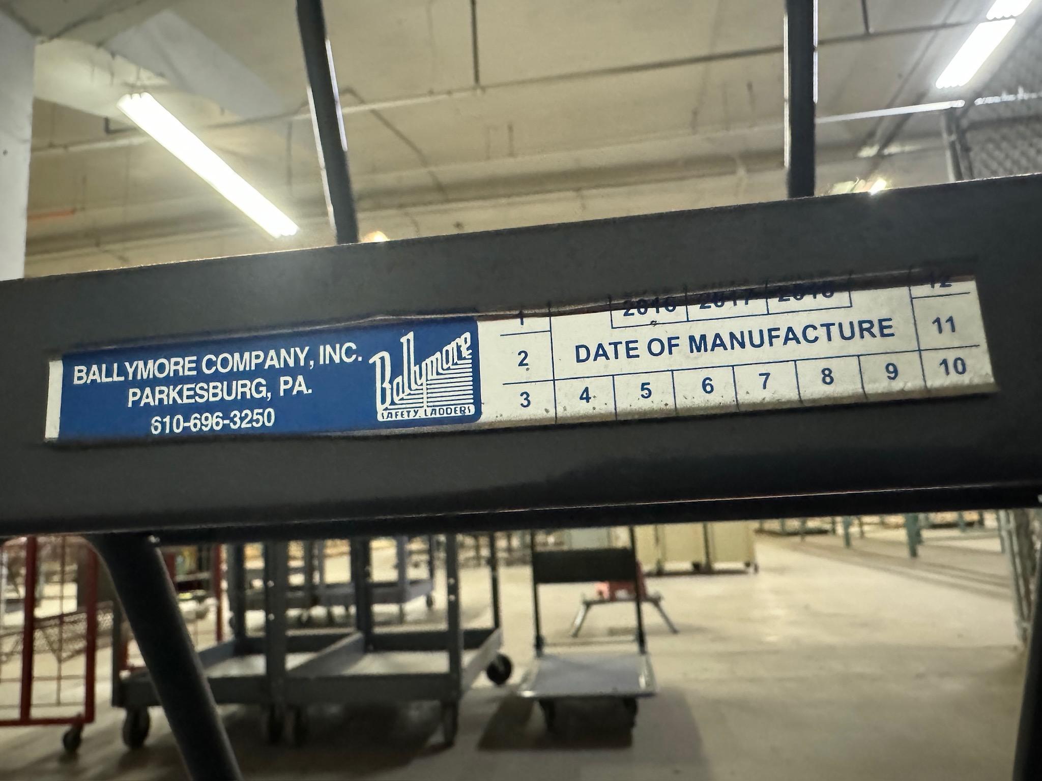 3-Step Rolling Safety Ladder