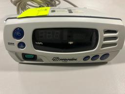 Nonin Model 7500 Pulse Oximeter