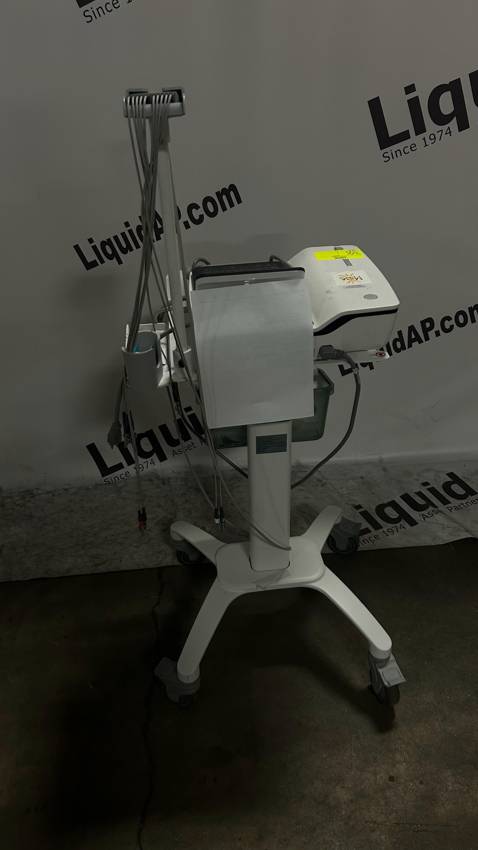 Medical work station with GE Healthcare MAC 2000