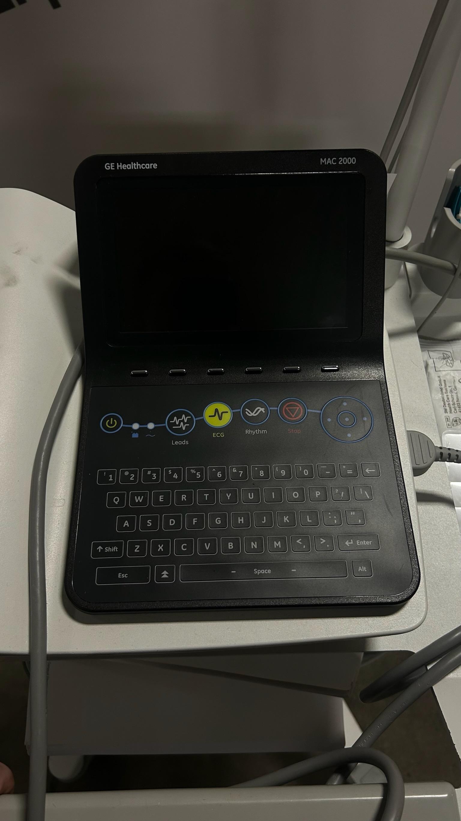 Medical work station with GE Healthcare MAC 2000