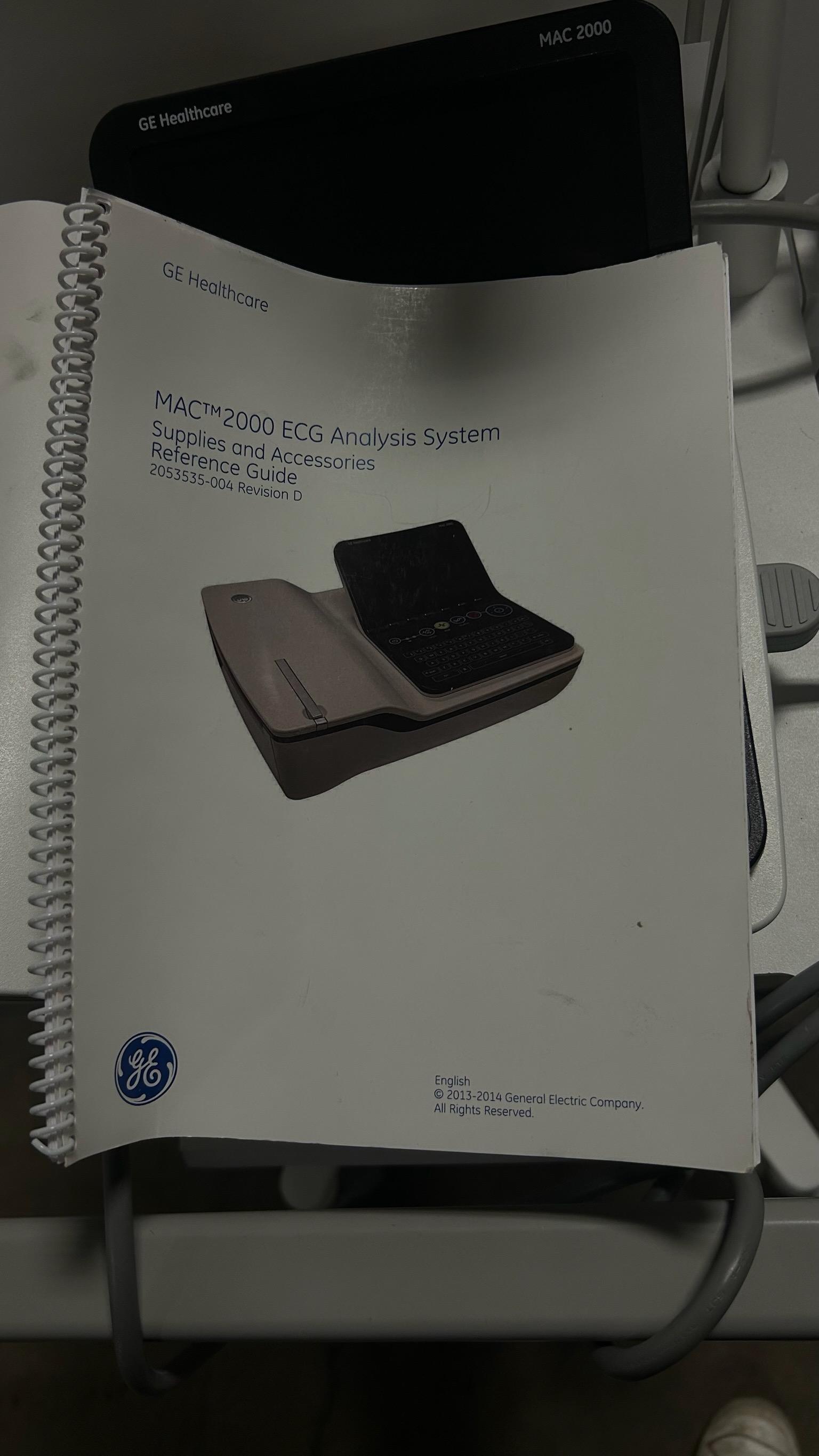 Medical work station with GE Healthcare MAC 2000
