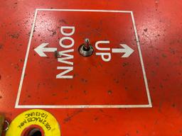 Presto Floor level Pallet Lift