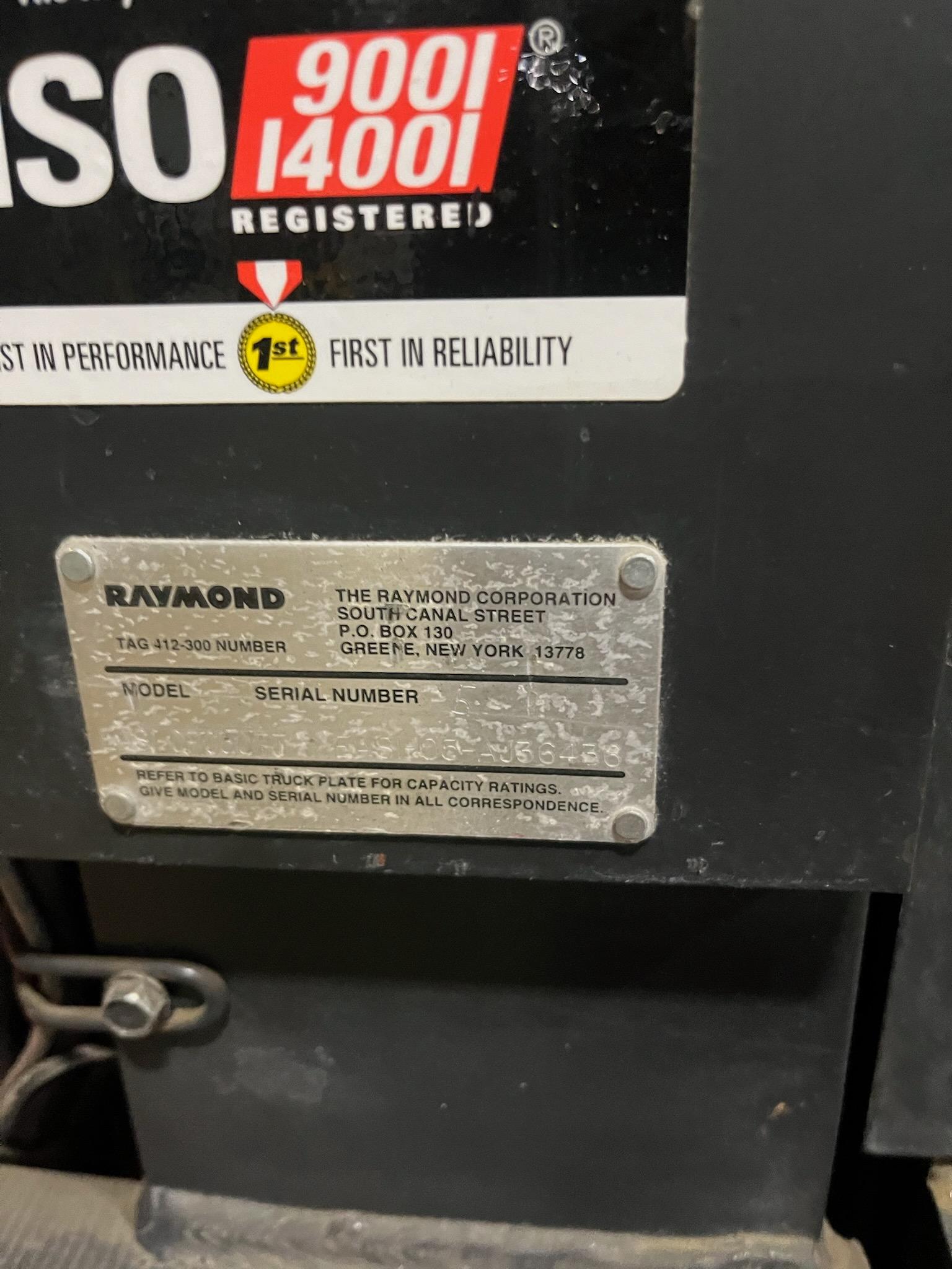2005 Raymond Order Picker
