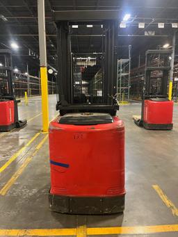 2005 Raymond Order Picker