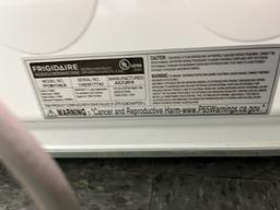 FRIGIDAIRE Microwave FFCM1134LB