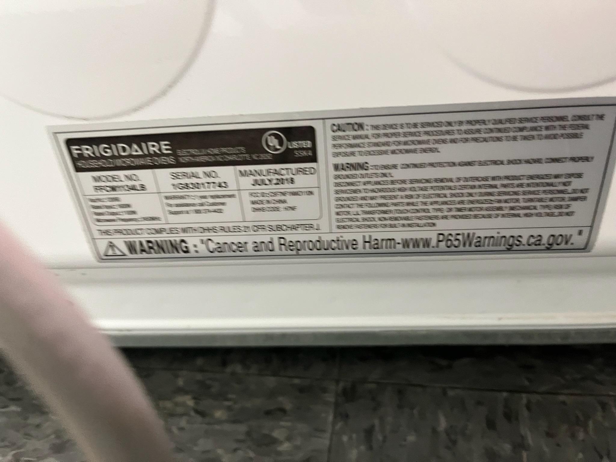 FRIGIDAIRE Microwave FFCM1134LB