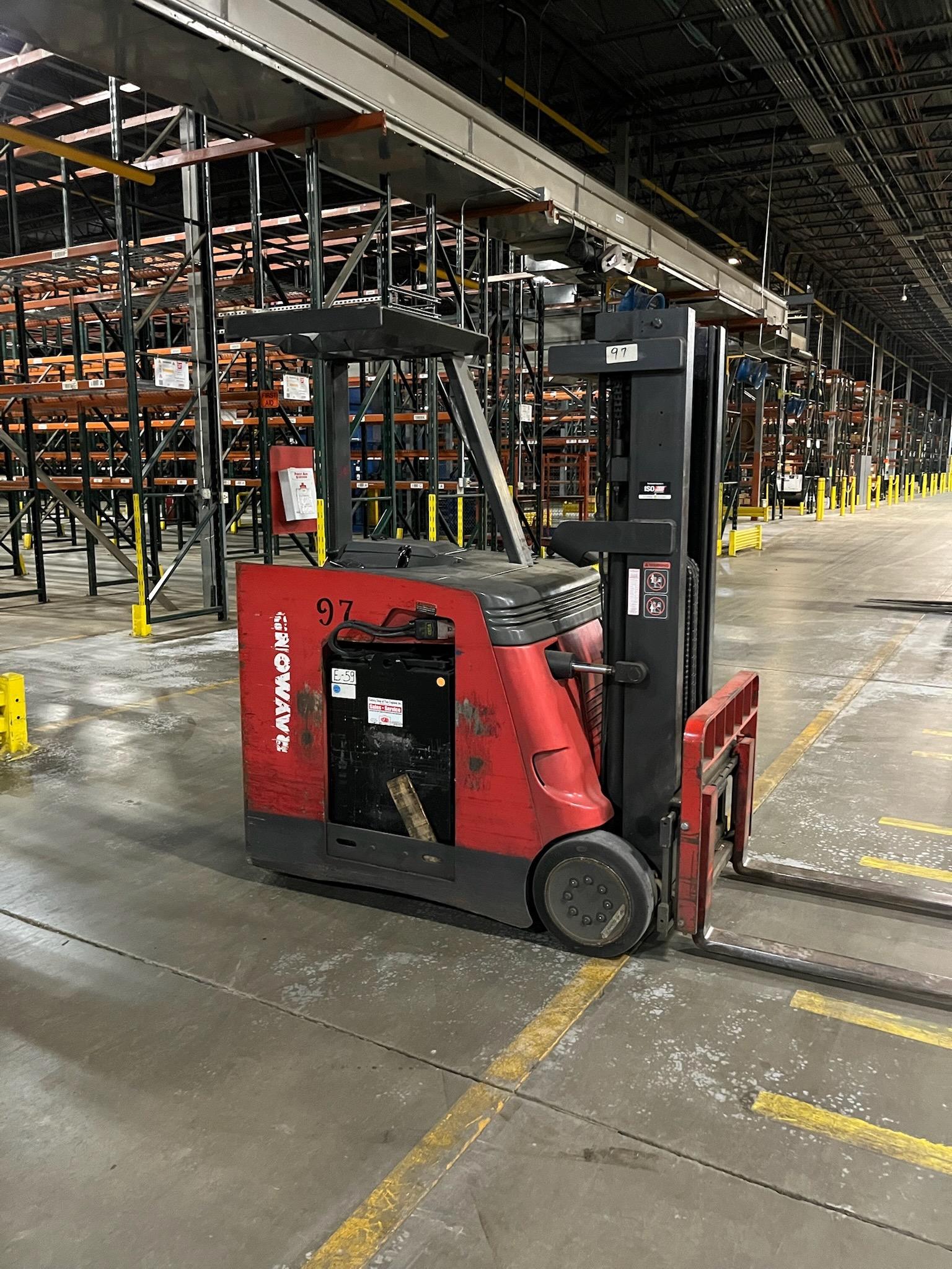 2002 Raymond Electric Docker Forklfit  R40-C40TT