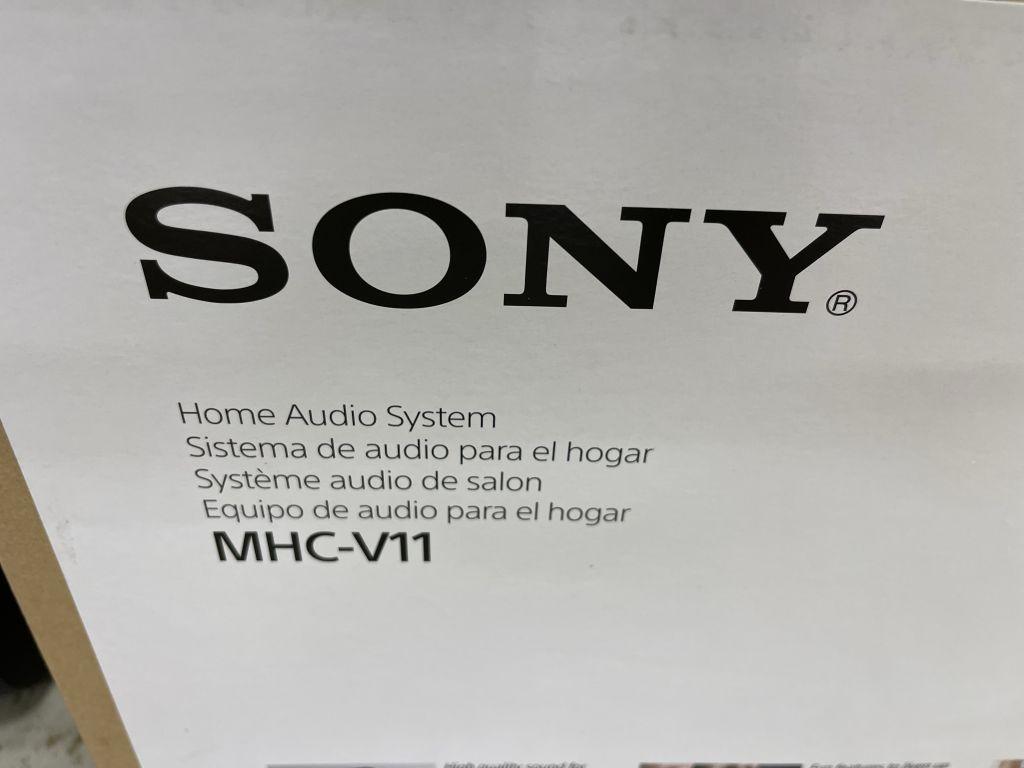 Sony MHC-V11 Home Audio System with Karaoke