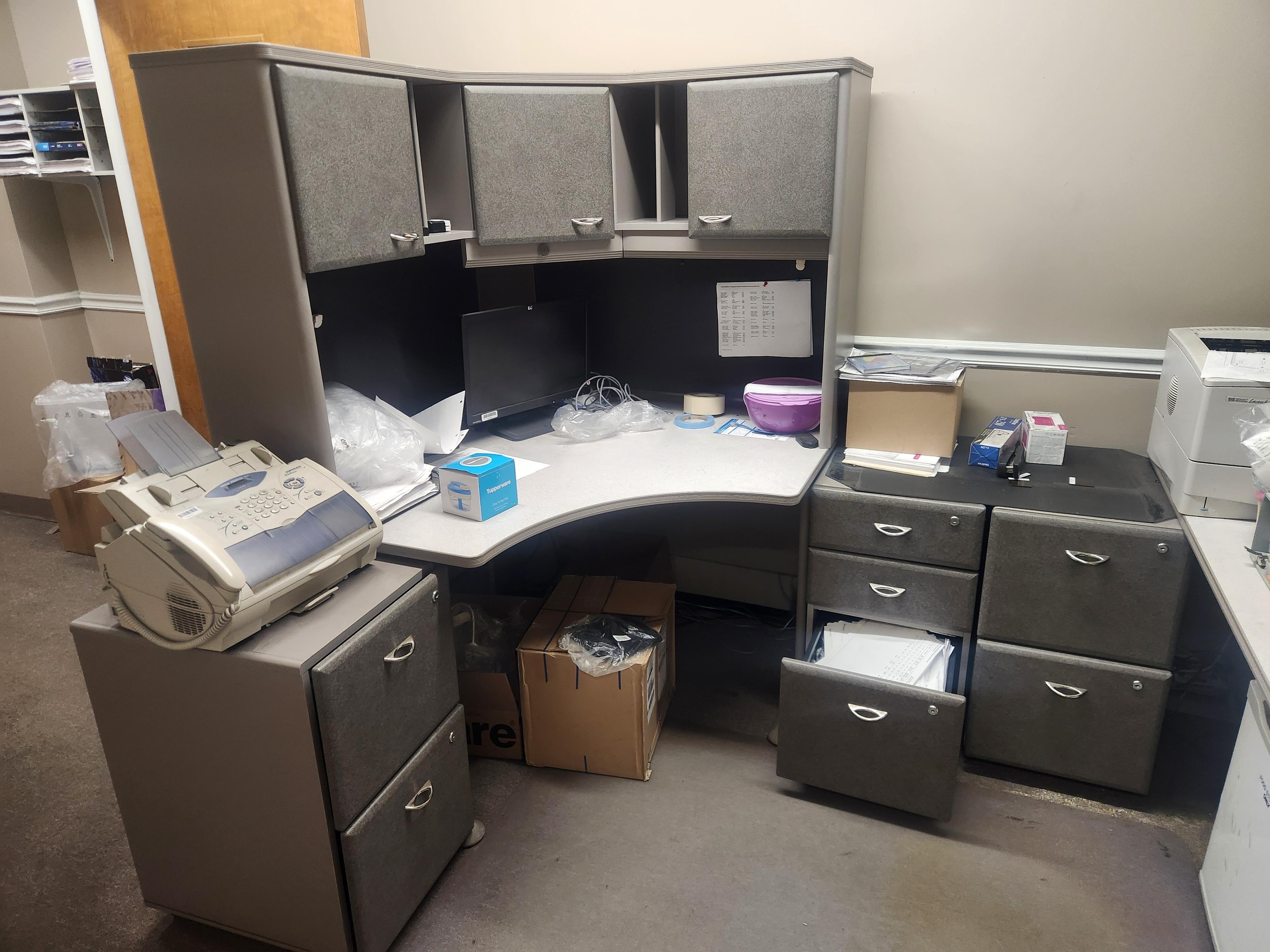 8 pc office set with mini fridge