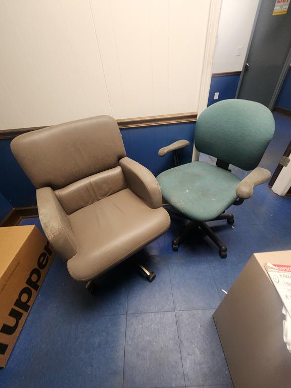Misc. office furniture with desk and chairs