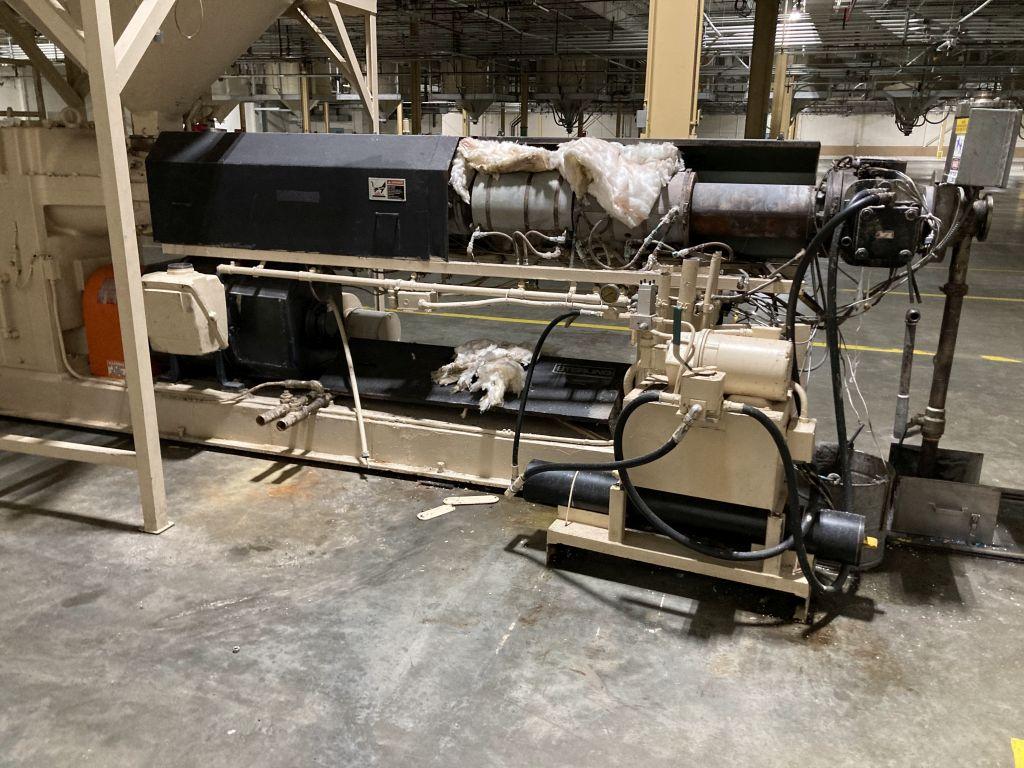 Sterling, Extruder Machine