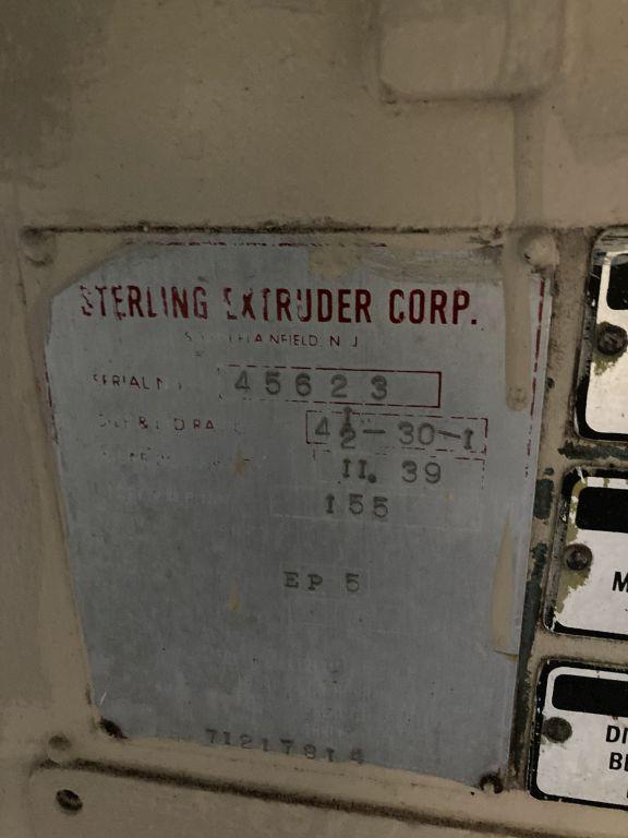 Sterling, Extruder Machine