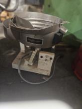 Hoosier Feeder Vibratory Bowl Feeder