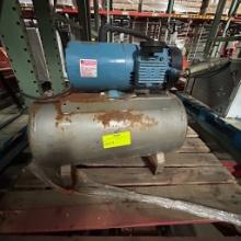 Pneumotive air compressor