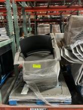 Lot of 4 chairs