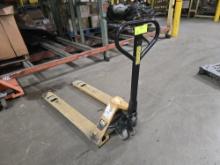 CAT Pallet Jack