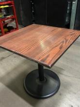 Lot of 5 tables - 4 square and 1 round