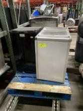 Mini Fridge & Chest Cooler
