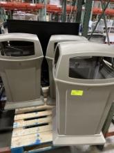 3 trashCan