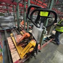 Pallet jacks - Jungheinrich and Doosan