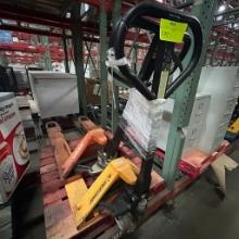 Pallet jacks - Jungheinrich and Doosan