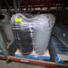 Lot of 6 trash cans