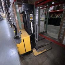 Crown 30WTT electric pallet jack - 3000lb capacity