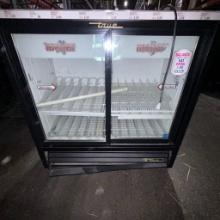 Lot of 3 True beverage cooler GDM-41C-48